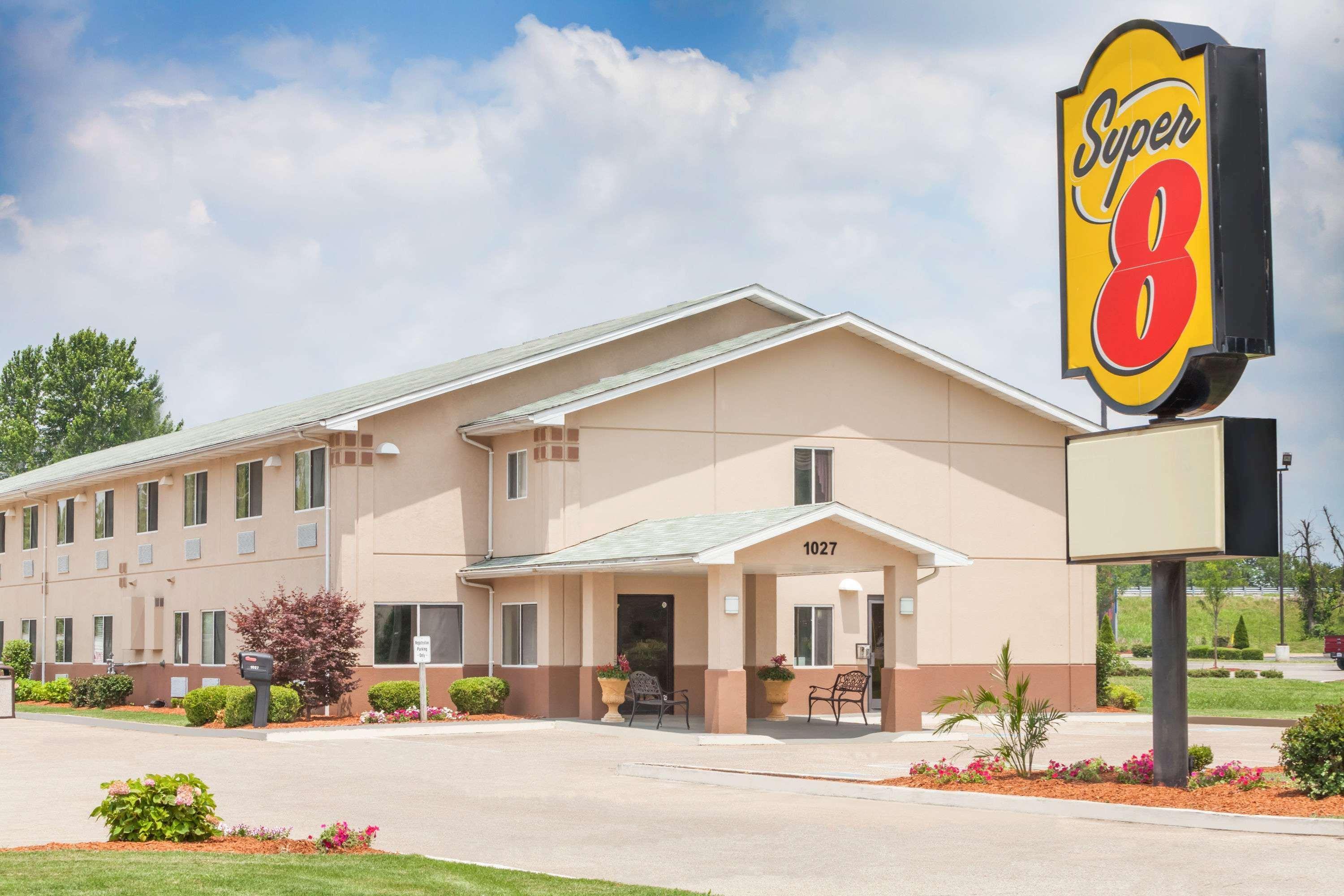 Super 8 By Wyndham Owensboro Hotel Exterior photo